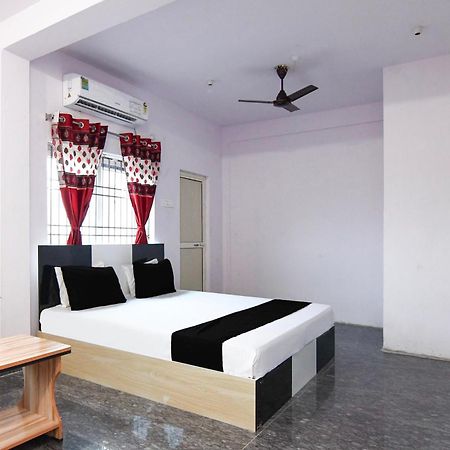 Hotel O Silk City Palace Brahmapur Dış mekan fotoğraf