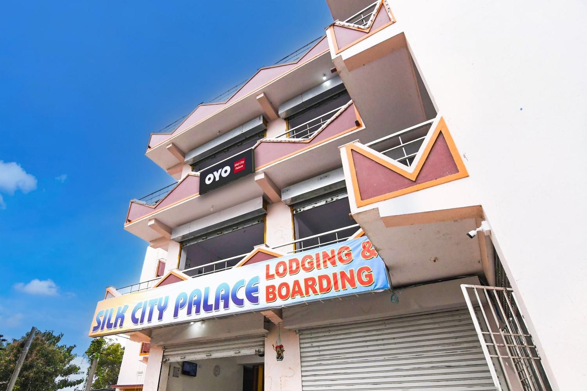 Hotel O Silk City Palace Brahmapur Dış mekan fotoğraf