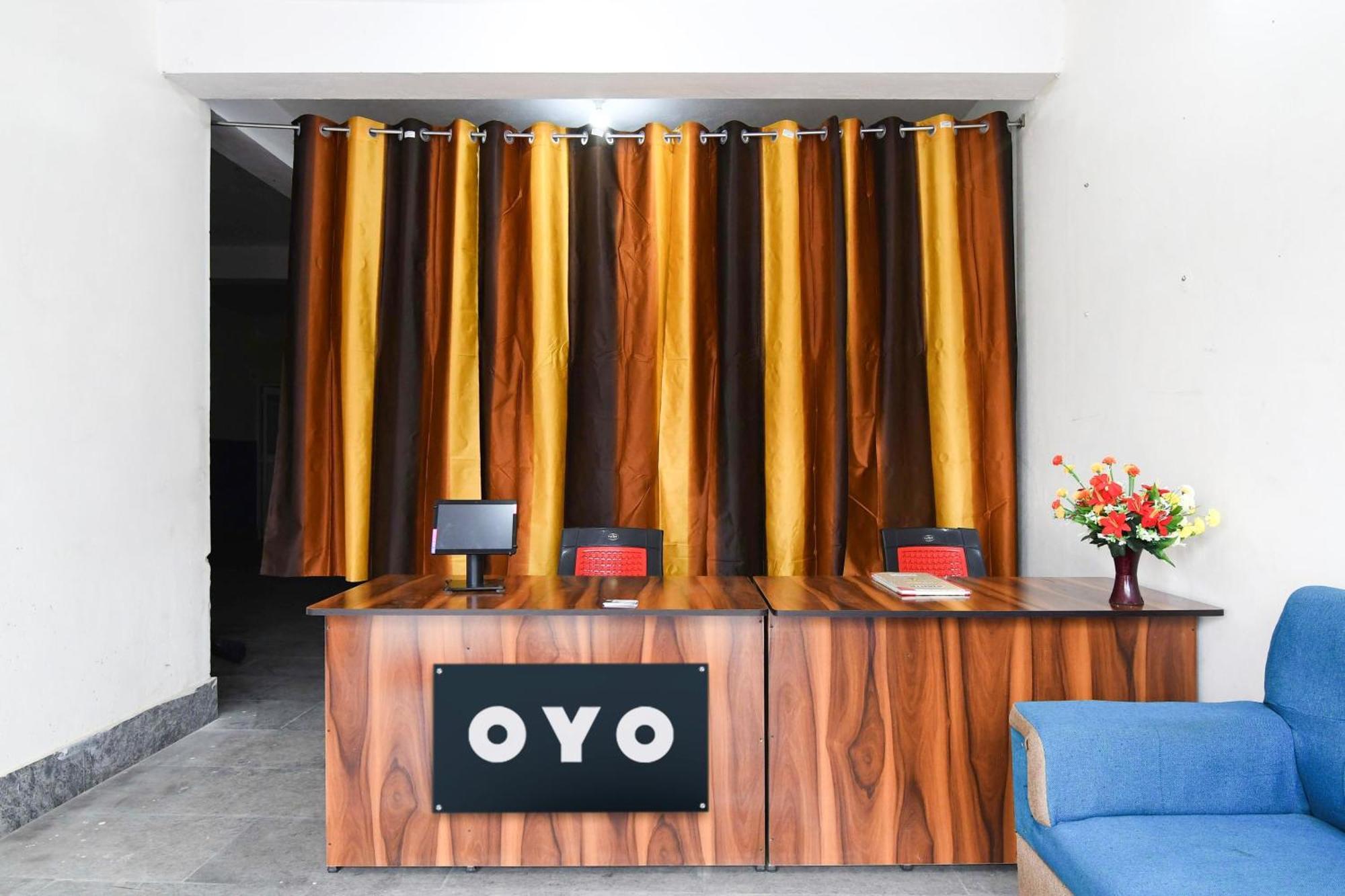 Hotel O Silk City Palace Brahmapur Dış mekan fotoğraf