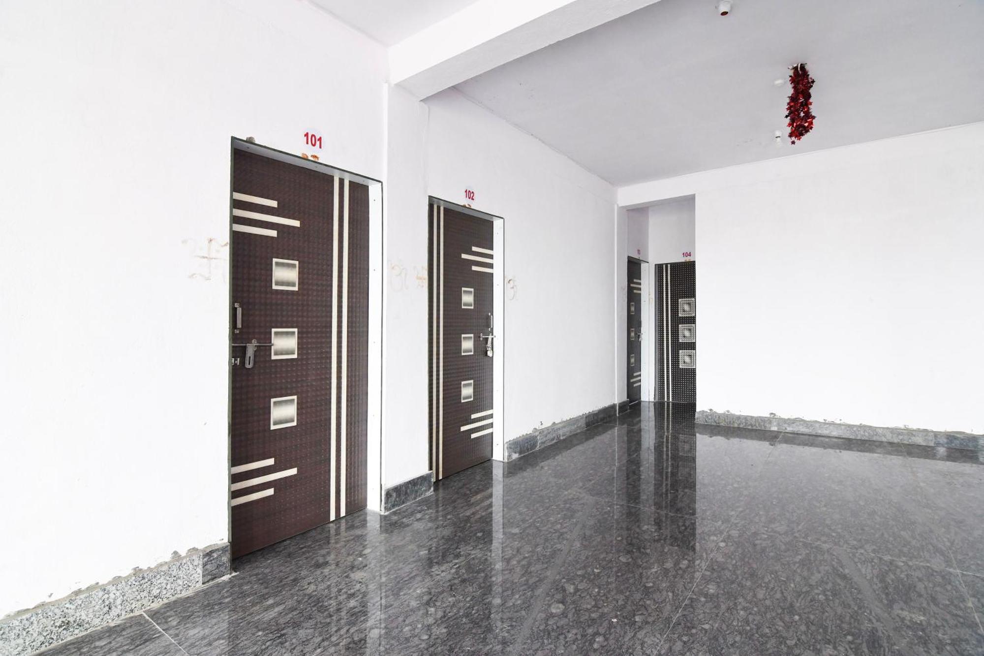 Hotel O Silk City Palace Brahmapur Dış mekan fotoğraf