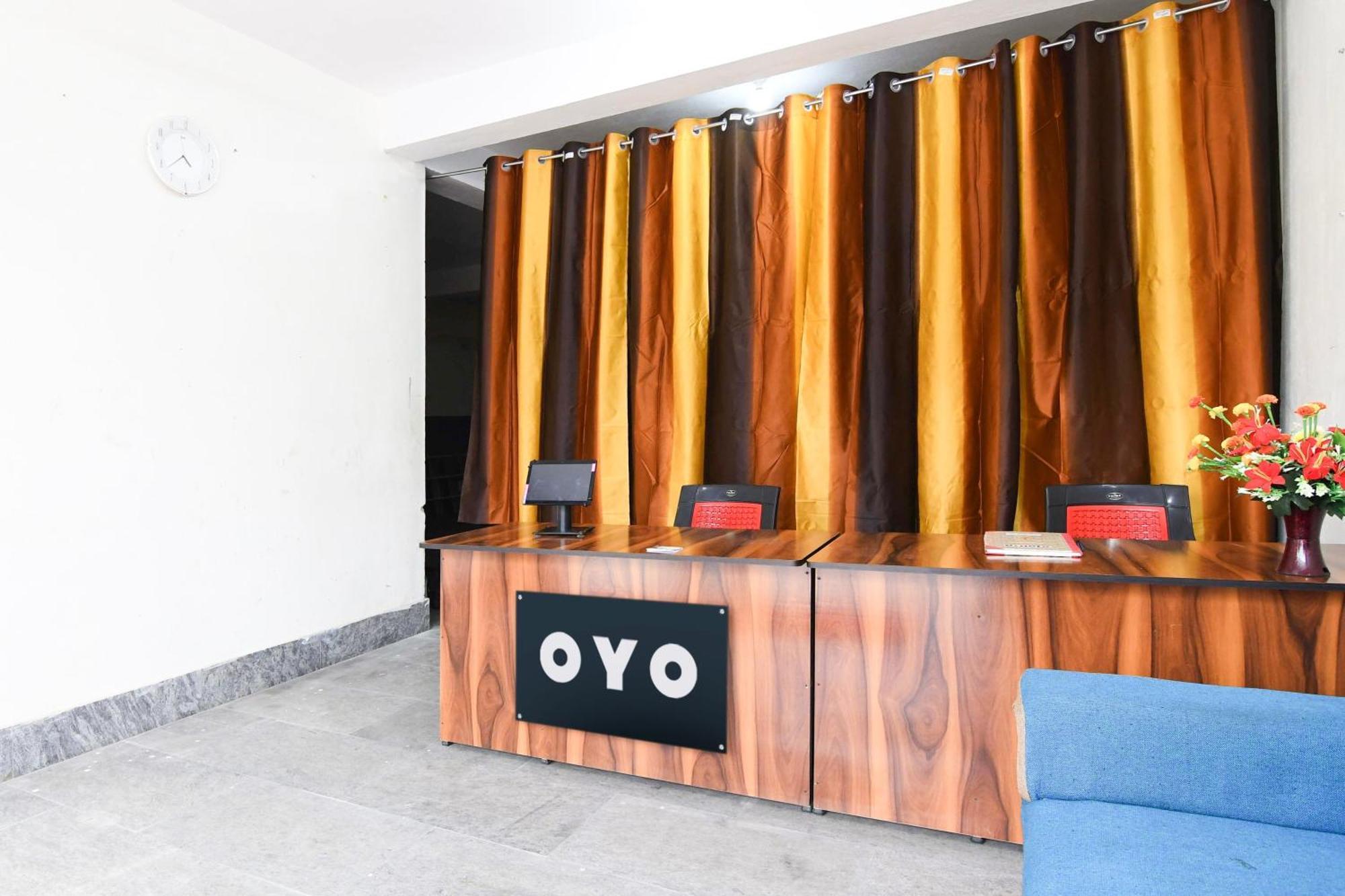 Hotel O Silk City Palace Brahmapur Dış mekan fotoğraf